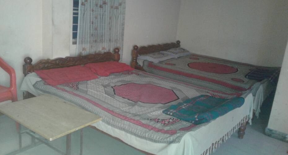 Gayatri Bhavan Lodge, Hassan 1